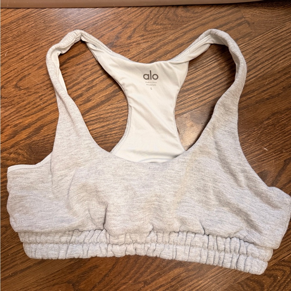 ALO Yoga scoop neck sweatshirt bra - Picture 2 of 3